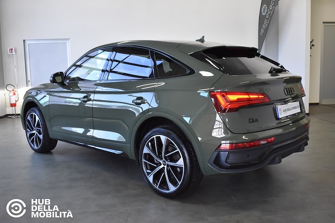 AUDI Q5 SPB 40 TDI quattro S tronic Identity Black S line